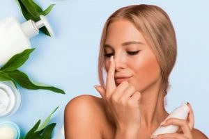۷ چیز که نباید برای پوست صورت استفاده کرد